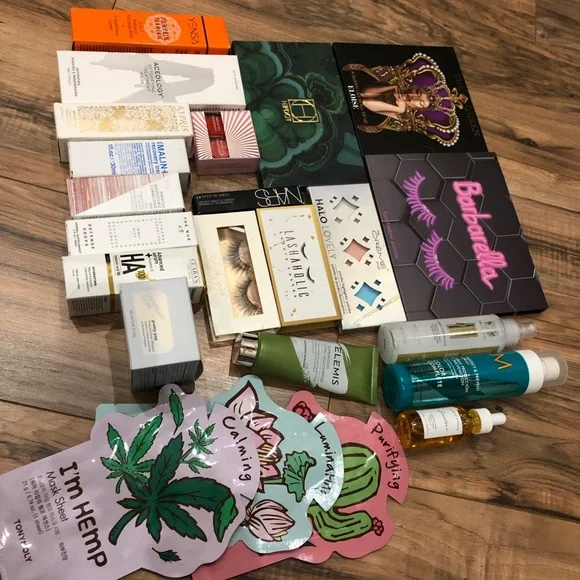 New Makeup bundle Random - Picture 5 of 10